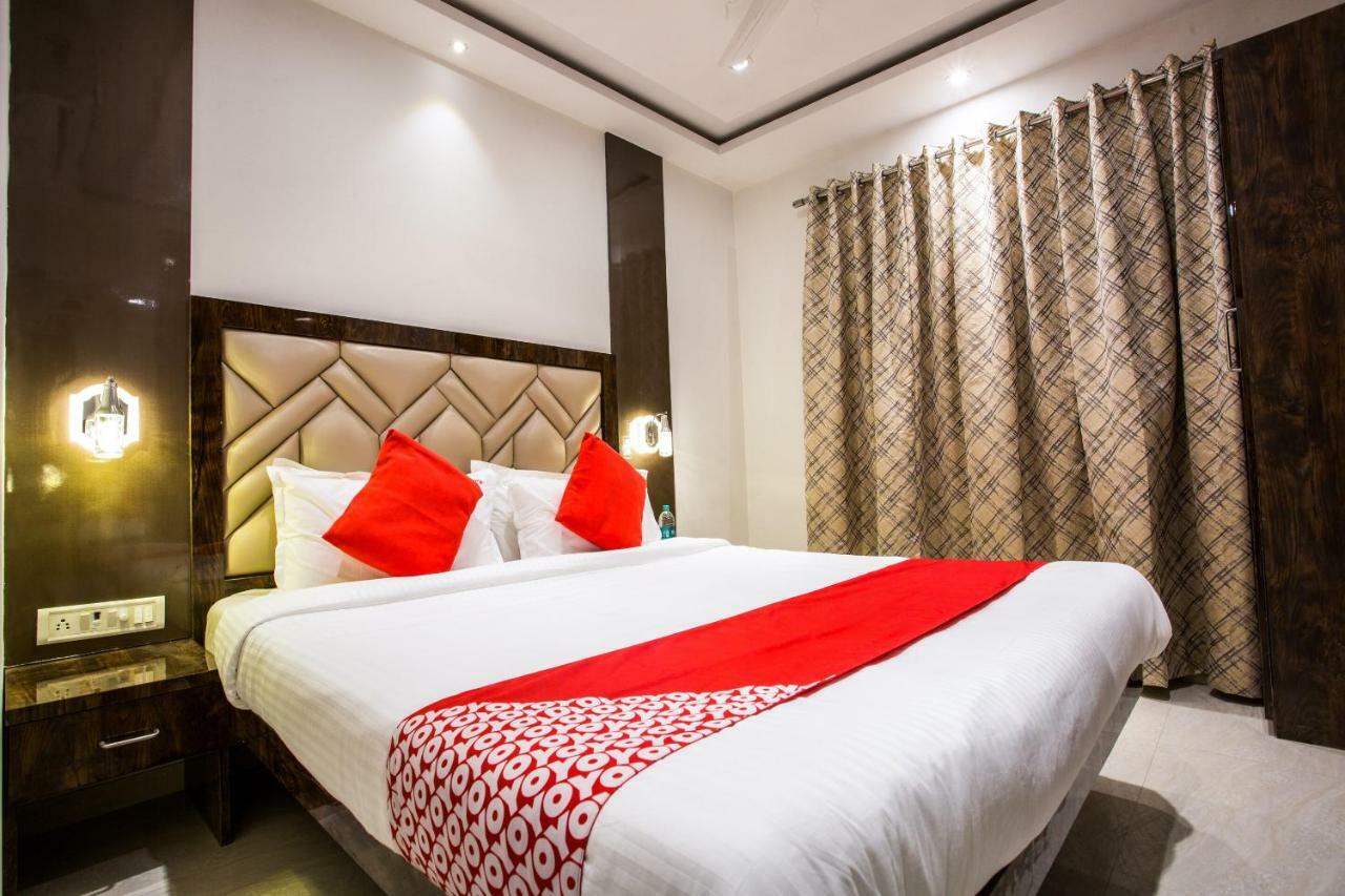 Oyo 37559 Hotel Al Haram Bombay Exterior foto