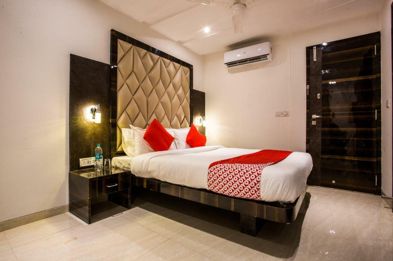 Oyo 37559 Hotel Al Haram Bombay Exterior foto