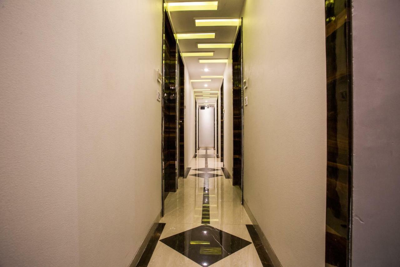 Oyo 37559 Hotel Al Haram Bombay Exterior foto